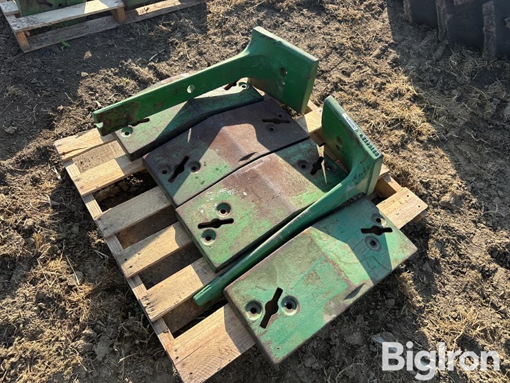 john-deere-10-image-3