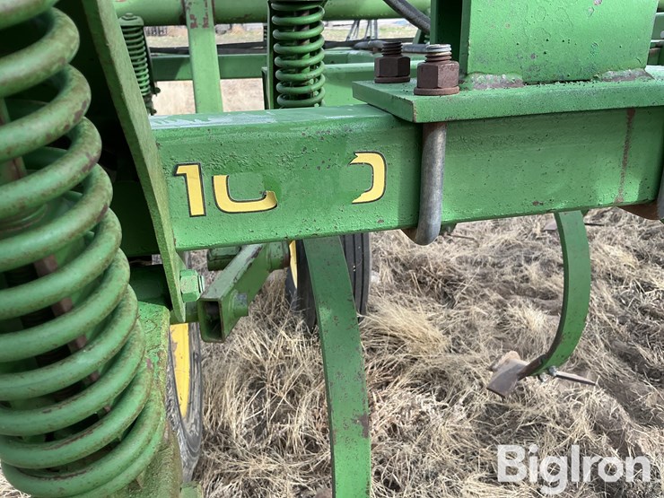 john-deere-1010-image-14