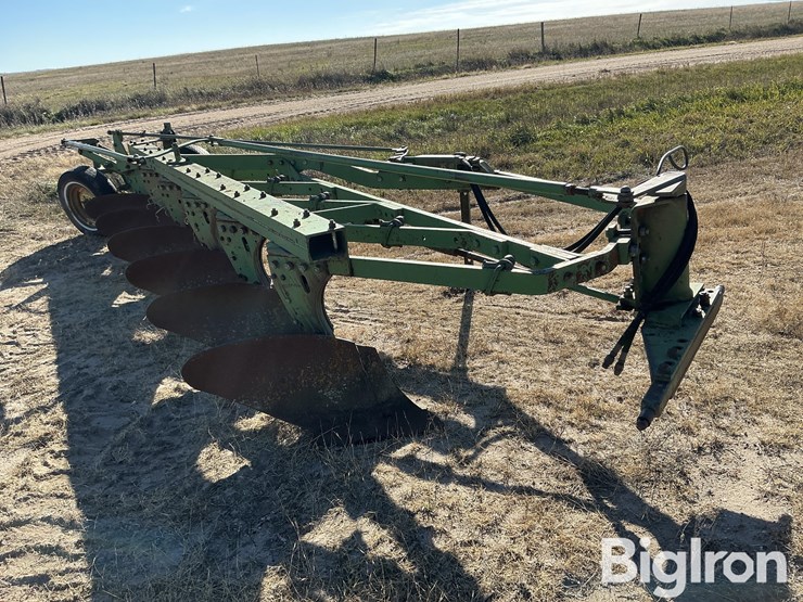 john-deere-6-image-3