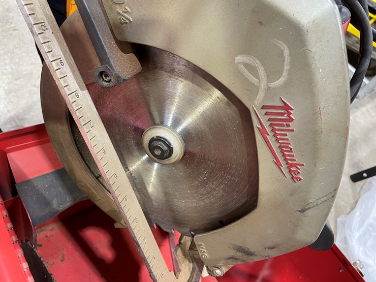 #7898-•-milwaukee-10-1/4"-circular-saw-image-4