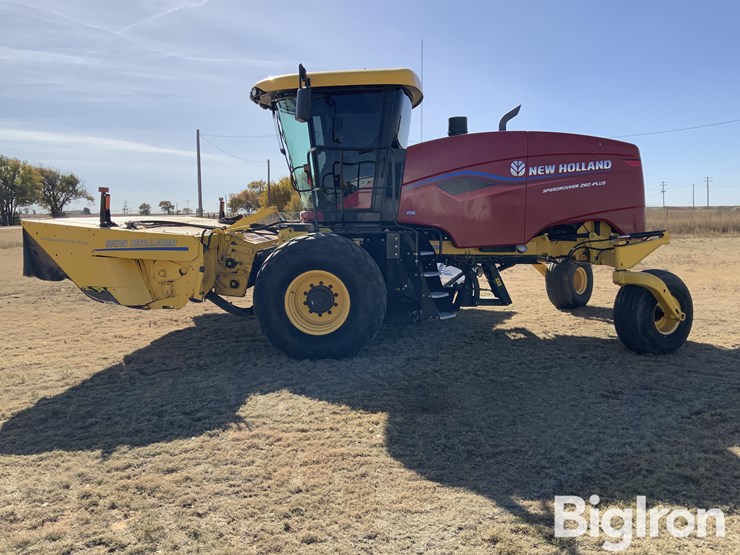 new-holland-speedrower-260-image-8