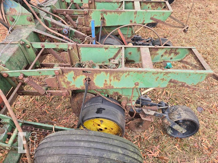 john-deere-7100-image-8