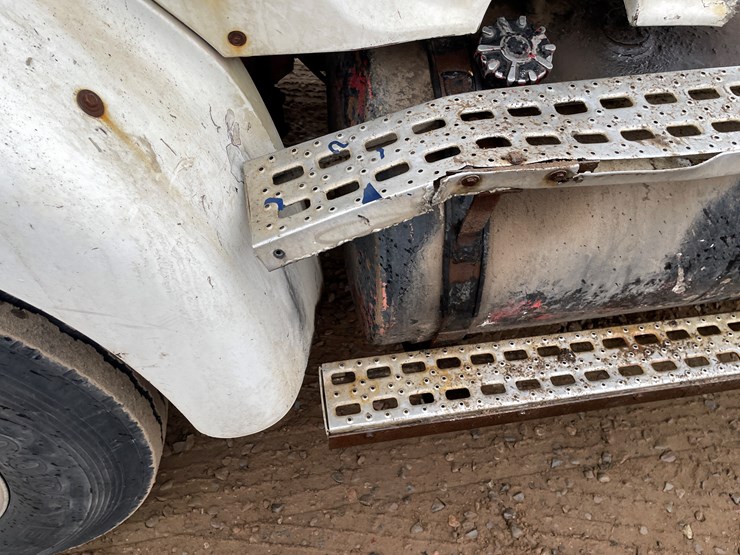 #1145-•-1998-ford-cab-and-chassis-(has-mn-title)-image-19