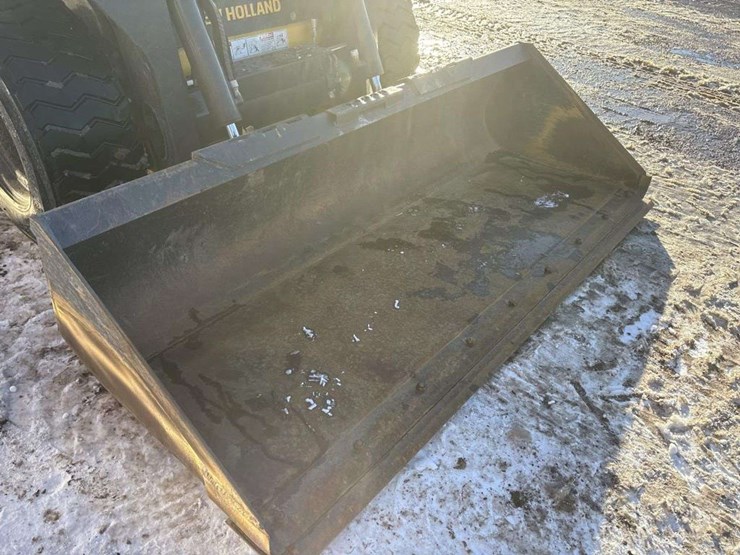 new-holland-l328-image-12