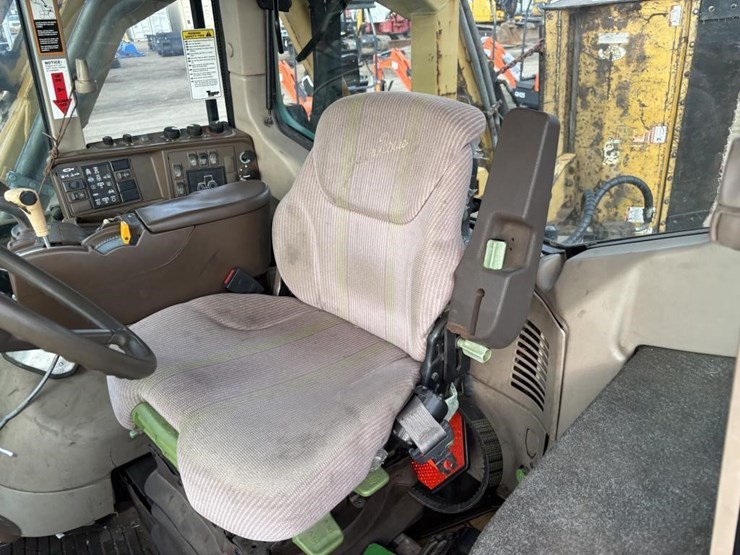 john-deere-7220-image-26