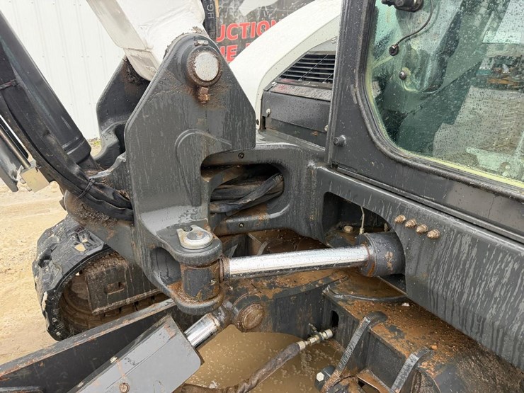 bobcat-e88-image-14