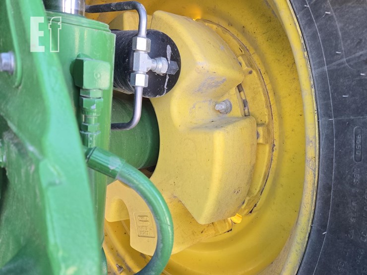 john-deere-8370r-image-13