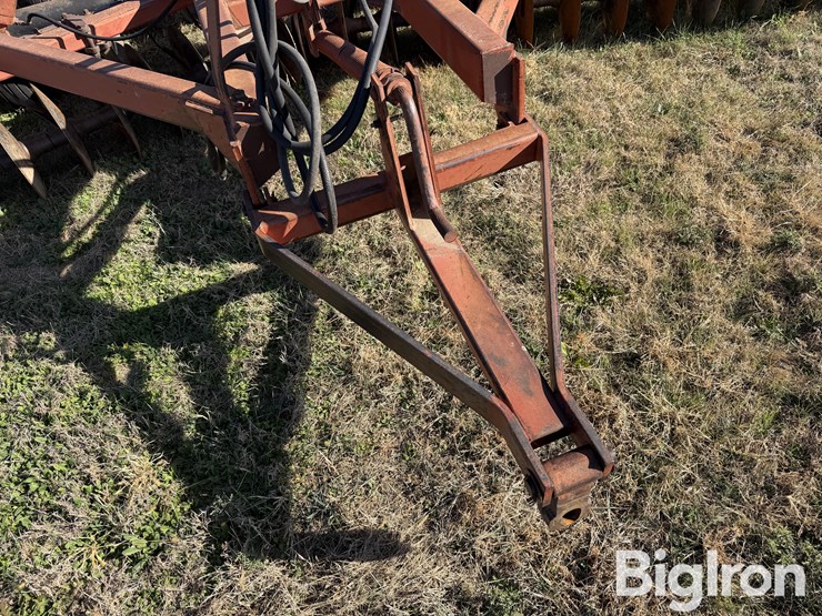 international-490-image-11