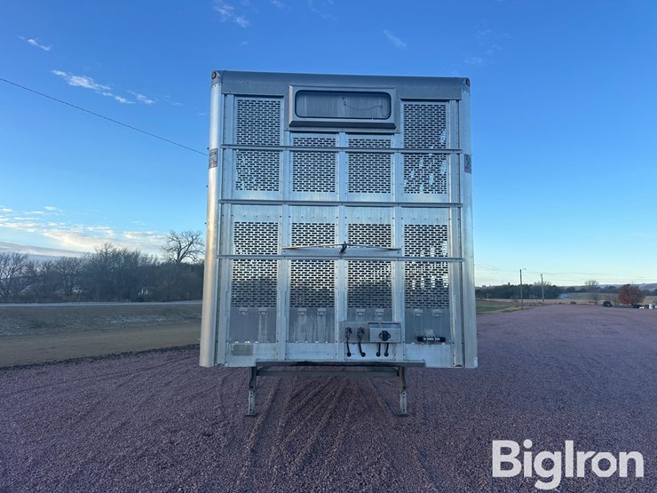 2019-eby-livestock-trailer-image-2