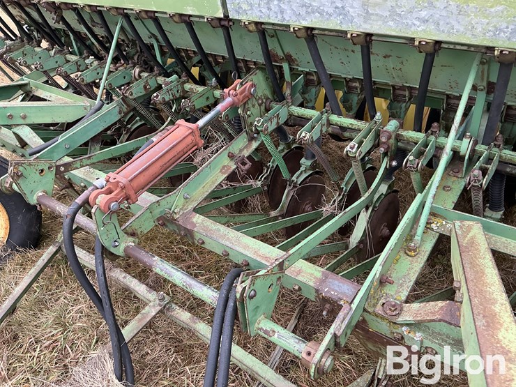 john-deere-lla-image-12