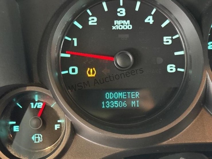 2012-chevrolet-silverado-1500-image-22