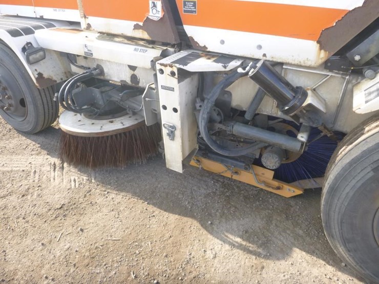 global-m4-sweeper-image-12