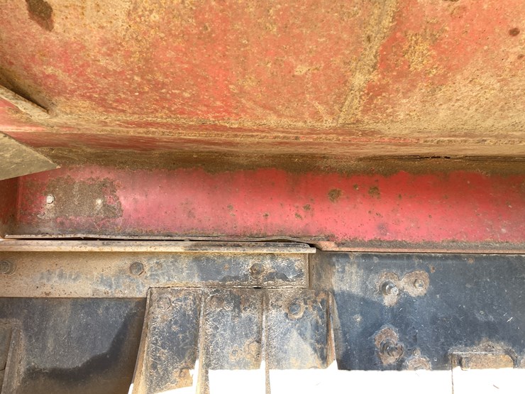 #1110-•-2002-international-5500i-6x4-dump-truck-(has-mn-title)-image-26