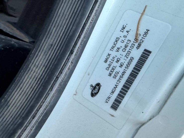 2004-mack-ch613-image-6