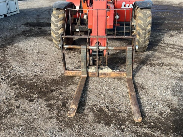 2005-lull-644e-42-image-51