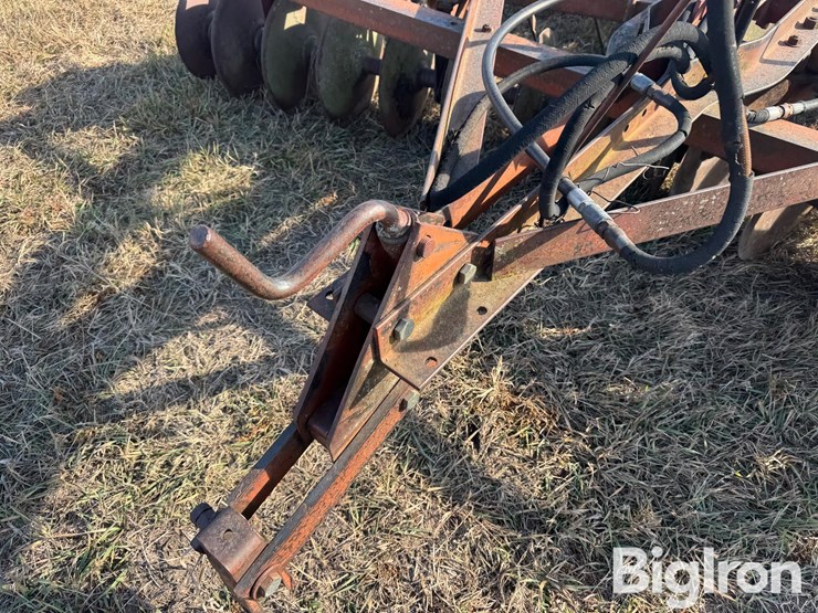 international-12-image-9