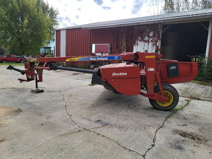 2014-new-holland-h7230-image-6