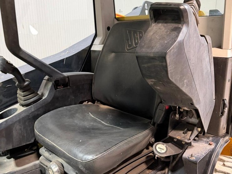 jcb-330-image-17