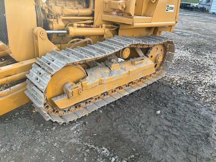 caterpillar-d3b-image-16