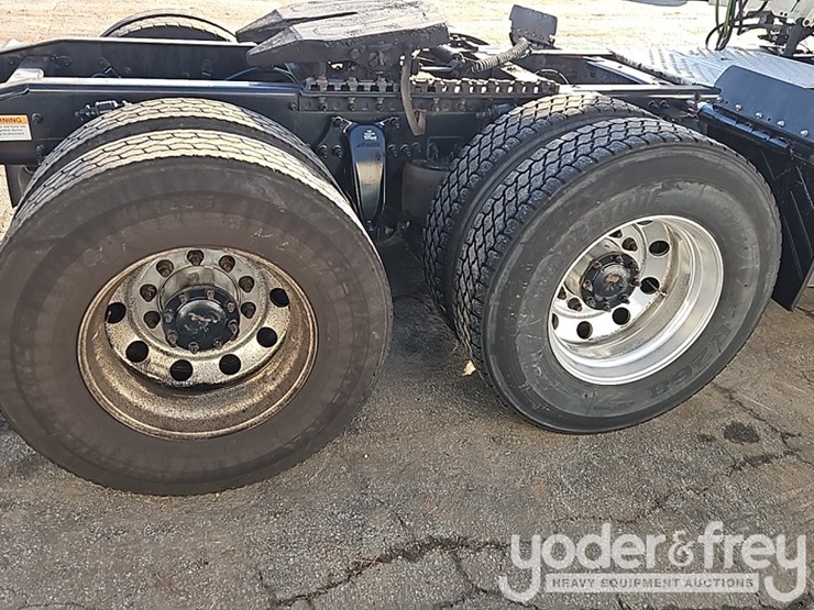 2018-freightliner-cascadia-image-33