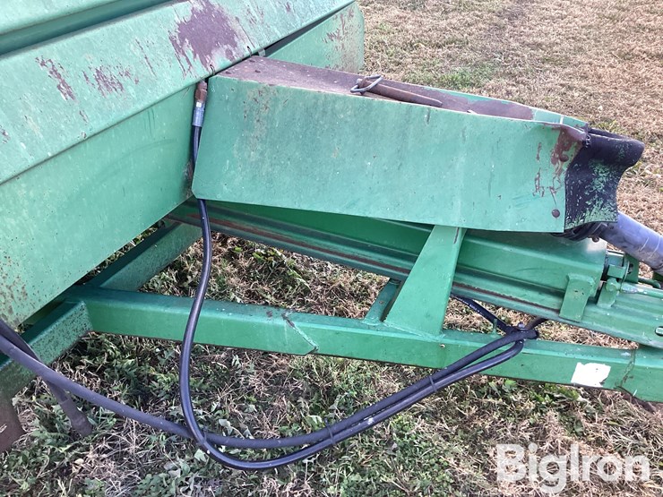 john-deere-450-image-18