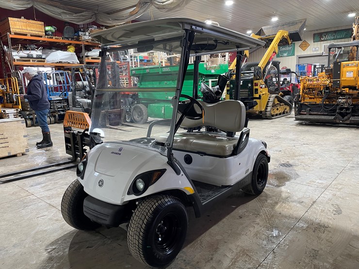 #7476-•-2014-yamaha-electric-golf-cart-image-1