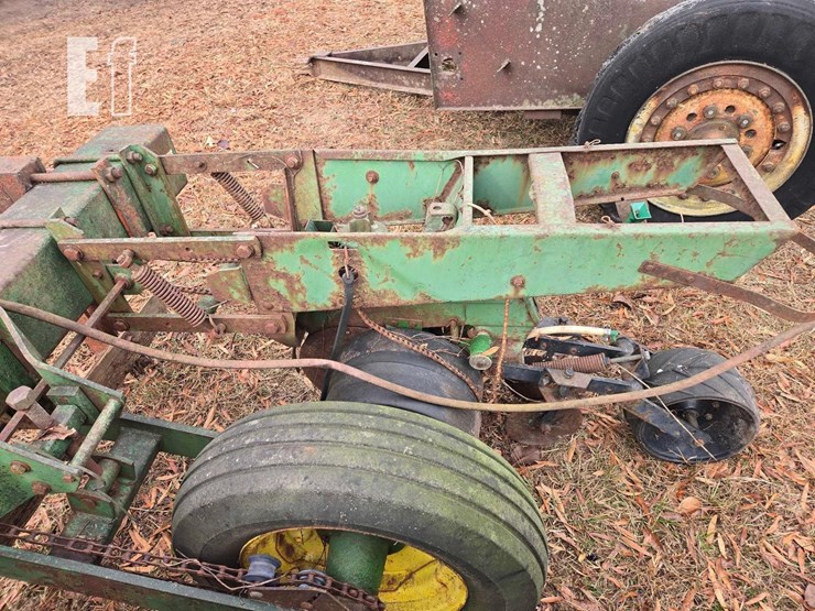 john-deere-7100-image-12