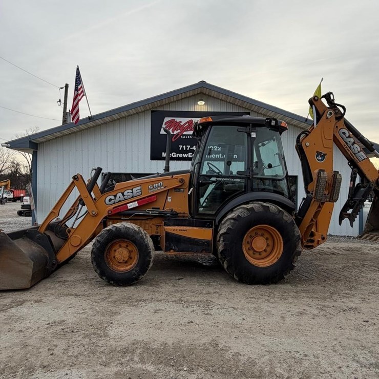 CASE 580