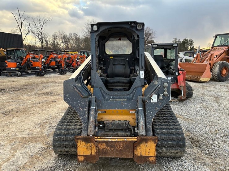 2019-deere-331g-image-8