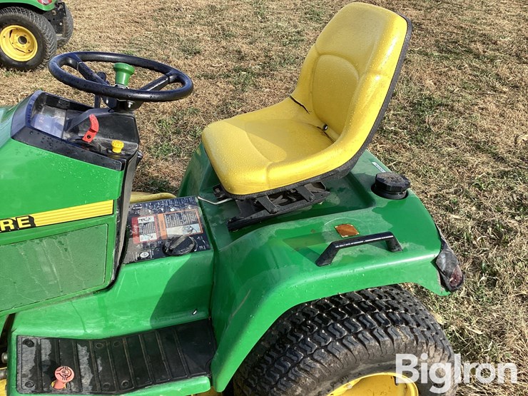 john-deere-445-image-9