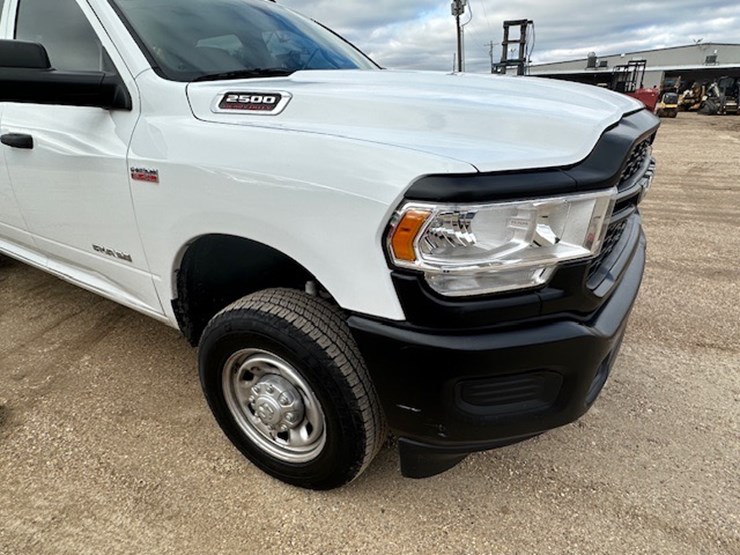 2022-dodge-ram-2500-image-17