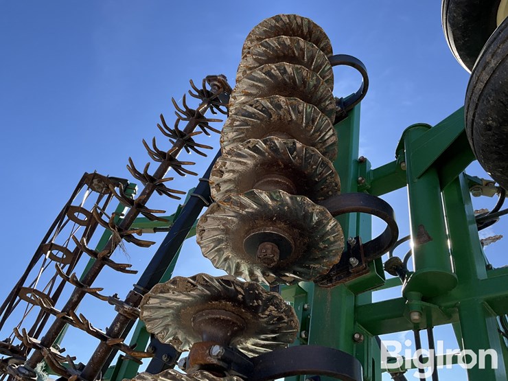 great-plains-3000tt-image-18