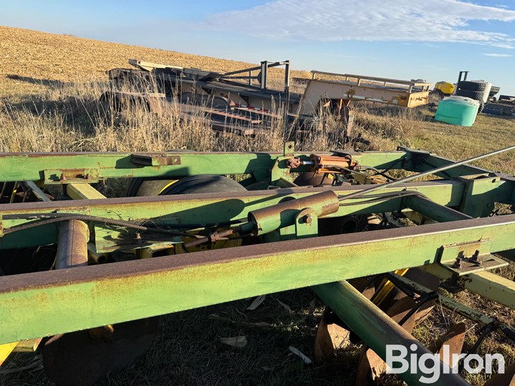 john-deere-230-image-20