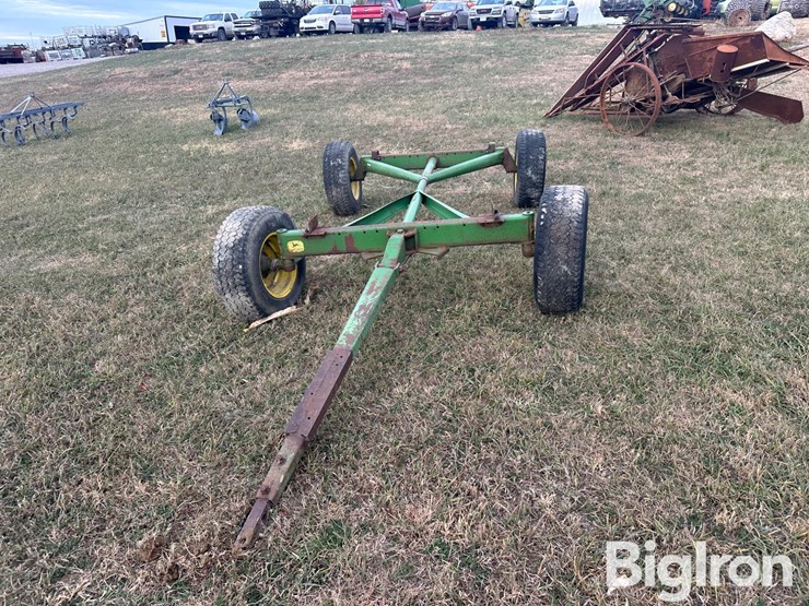 john-deere-1065-image-2