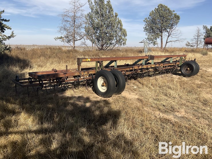 bigham-bros-3-pt-duckbill-winged-ripper-plow-image-3