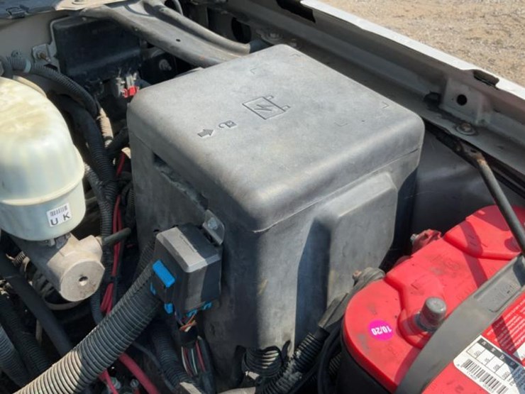 2005-chevrolet-silverado-2500hd-image-66