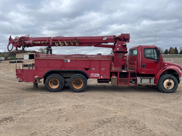 #1119-•-2009-freightliner-digger-derrick-(has-mn-title)-image-6