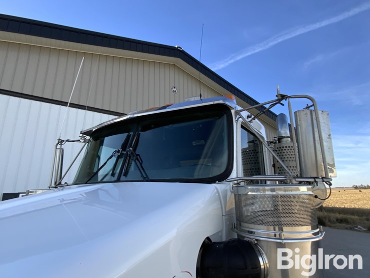 kenworth-t800b-image-13