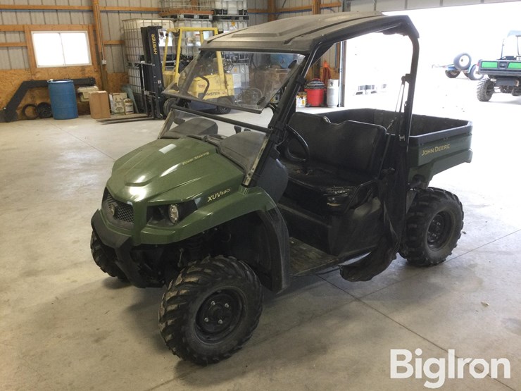 john-deere-gator-image-1
