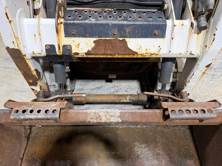 bobcat-t110-image-10