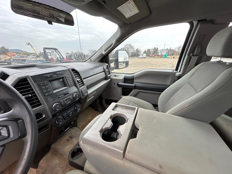 2017-ford-f250-image-8