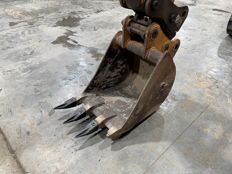 case-cx36b-zts-image-10