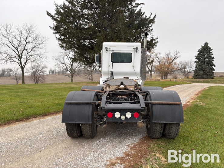 kenworth-t800-image-6