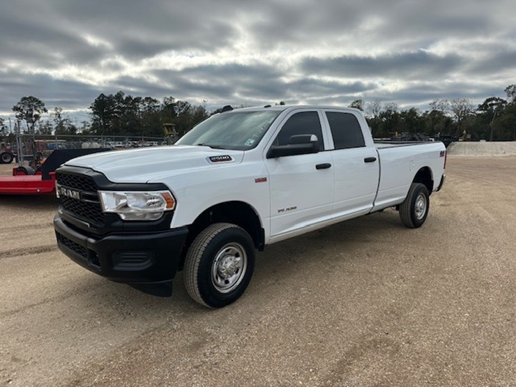 2022-dodge-ram-2500-image-1