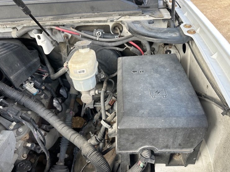 chevrolet-tahoe-image-56