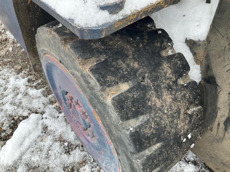 #1354-•-caterpillar-t80b-forklift-image-40