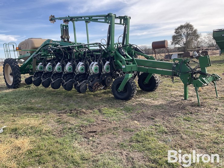 great-plains-yp1225-image-3