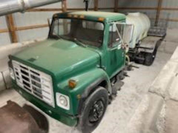 international-s1900-image-2