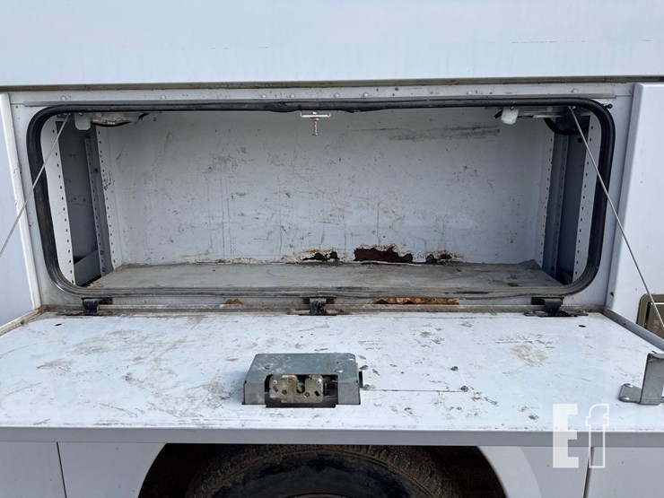 2012-ford-f350-xl-image-15