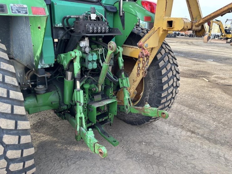 john-deere-7220-image-10